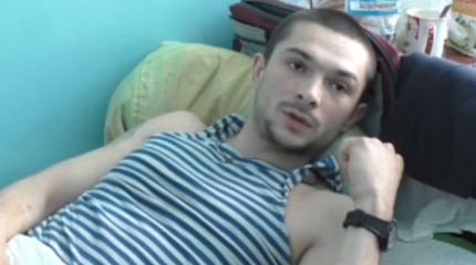 Раненый ополченец «Адвокат»: я взял в руки автомат, когда увидел реки крови Раненый ополченец «Адвокат»: я взял в руки автомат, когда увидел реки крови