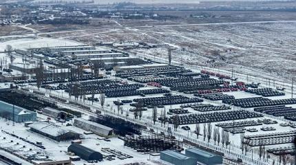 Блогеры делятся фотографиями огромного количества бронетехники под Ростовом Блогеры делятся фотографиями огромного количества бронетехники под Ростовом