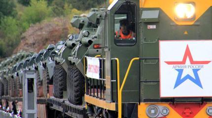 «В целях безопасности»: в Кремле прокомментировали массовую переброску войск на юг