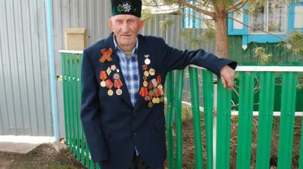 Ветеран Шайхутдин Файзуллин: Некурящим пограничникам Сталин выдавал конфеты