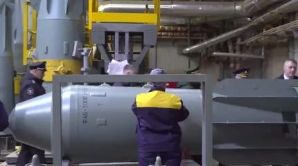 Наши ФАБы-3000 делают вражескую оборону «совсем жидкой» Наши ФАБы-3000 делают вражескую оборону «совсем жидкой»