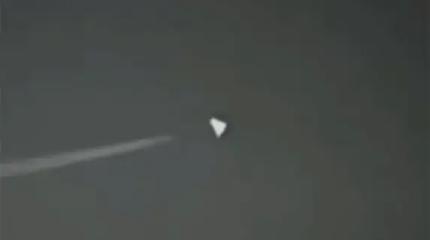 Неизвестный треугольный летательный аппарат замечен над секретной Зоной 51