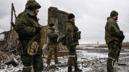 ВСУ пытаются выбить ополченцев с позиций в районе Дебальцево ВСУ пытаются выбить ополченцев с позиций в районе Дебальцево