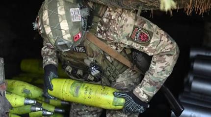 «РФ наступает»: ради чего Зеленский бросил западных друзей и бежал в Киев «РФ наступает»: ради чего Зеленский бросил западных друзей и бежал в Киев