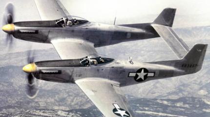 Истребитель с двойным фюзеляжем F-82 «Twin Mustang»