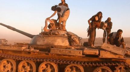 Т-62 и ПТУРы: Боевики в Сирии похвастались трофеями после отбитой атаки САА