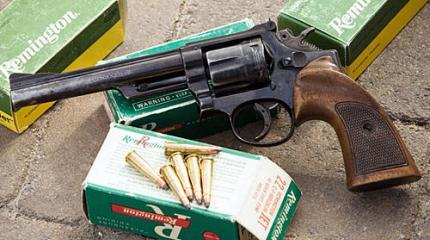 Револьвер Smith & Wesson .22 Jet Magnum