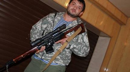 Командир разведроты Рязань: «У нас воюют немцы, французы, испанцы, прибалты, грузины, азербайджанцы» Командир разведроты Рязань: «У нас воюют немцы, французы, испанцы, прибалты, грузины, азербайджанцы»