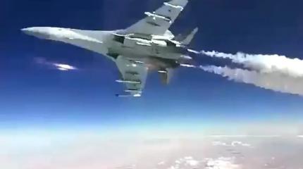 Русские Су-35С прижали к земле F-16 и Mirage