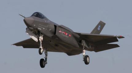 F-35 таки сел на авианосец F-35 таки сел на авианосец