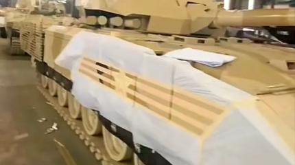 В Китае замечен "танк", очень похожий на наш Т-14 "Армата"