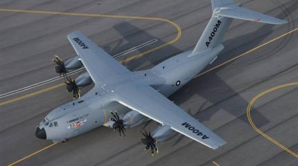 Программа испытаний военных самолетов A400M будет продолжена Программа испытаний военных самолетов A400M будет продолжена