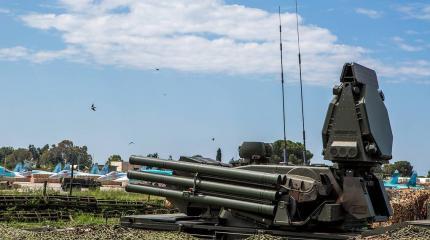 Комплексы ПВО сбили два беспилотника боевиков около российской базы Хмеймим