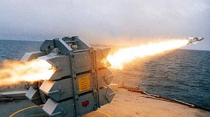 Фолклендская война. Зенитный огонь кораблей Фолклендская война. Зенитный огонь кораблей