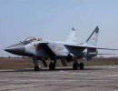 Пилоты МиГ-31 тренируются охранять Москву. Видео из кабины истребителя