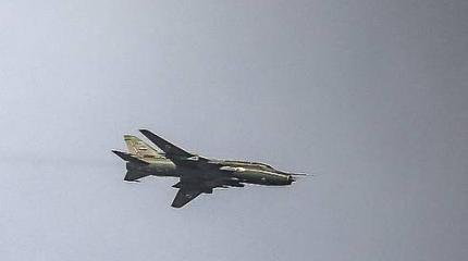 Близ Дамаска упал военный самолет Близ Дамаска упал военный самолет