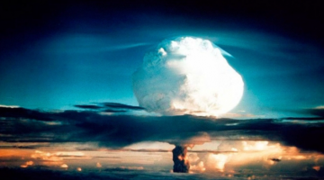 Атомное оружие на протяжении десятилетий хранило мир от ядерной войны