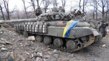 Укрармия заваливает Донбасс и трупами, и танками Укрармия заваливает Донбасс и трупами, и танками