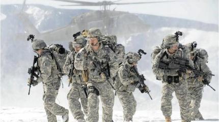Спецназ США проводит учения у границ России Спецназ США проводит учения у границ России