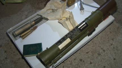 В зоне АТО на Донбассе нашли тайник с оружием В зоне АТО на Донбассе нашли тайник с оружием