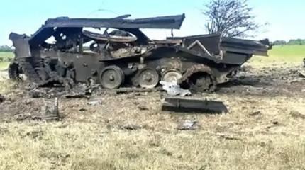 "Герани" превратили "зенитный танк" "Гепард" в груду горелого металлолома