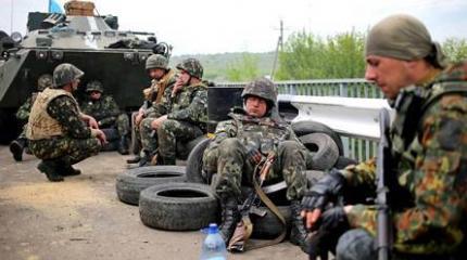 Украинских военных ждет лишь слава «безымянных героев» Украинских военных ждет лишь слава «безымянных героев»
