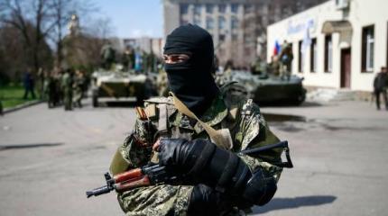 Украинская армия не способна оказывать сопротивление наступлению ополченцев... Украинская армия не способна оказывать сопротивление наступлению ополченцев...