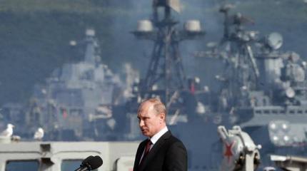 ВМФ РФ сокращается, и несмотря на усилия Путина, США нам не догнать