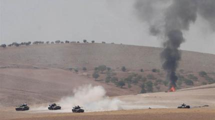 Боевики ИГИЛ сожгли турецкие танки Боевики ИГИЛ сожгли турецкие танки