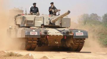 Модернизированные танки "Арджун" защитят Индию от армии Китая