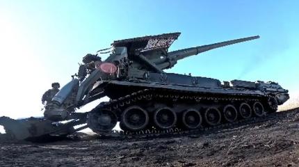 Самоходка "Малка" снарядами в 110 кг обвалила дом с боевиками ВСУ