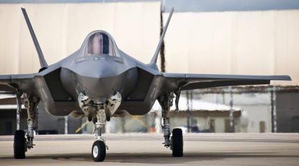 Серьезная уязвимость F-35: истребитель США проигрывает в ближнем бою