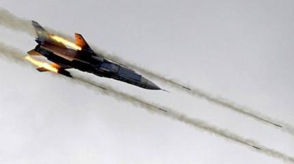 ВКС РФ разбили мост через Евфрат, перекрыв поставки ИГ из Ирака ВКС РФ разбили мост через Евфрат, перекрыв поставки ИГ из Ирака