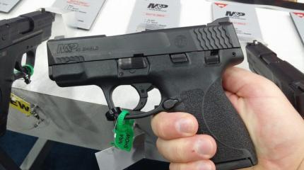Компания Smith&Wesson представила модель M&P Shield .45 Компания Smith&Wesson представила модель M&P Shield .45