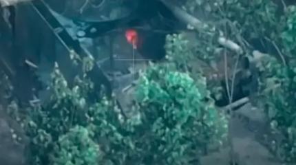 Очередная американская САУ М109 получила гигантскую пробоину в корпусе Очередная американская САУ М109 получила гигантскую пробоину в корпусе