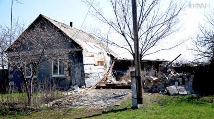 Киевские боевики снова обстреляли территорию ЛНР из минометов Киевские боевики снова обстреляли территорию ЛНР из минометов