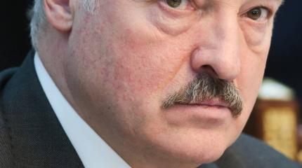 Лукашенко: Да очнитесь вы, в конце концов! Война не только на Украине