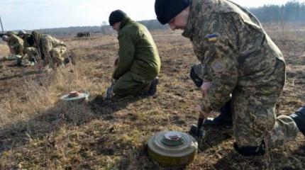 Десантники ВСУ активно минируют дорогу Луганск-Счастье