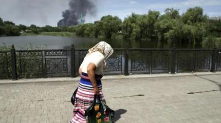 Сжигать мосты: Под Одессой в небо поднялся огромный черный гриб