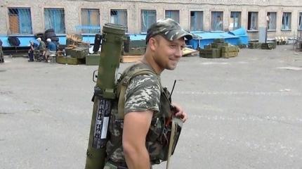Битва за Луганск. Разведчик батальона "Заря" Егор Русский Битва за Луганск. Разведчик батальона "Заря" Егор Русский
