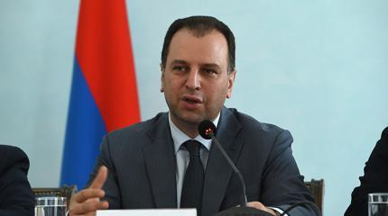 Задача министра обороны Армении - создание армии-нации Задача министра обороны Армении - создание армии-нации
