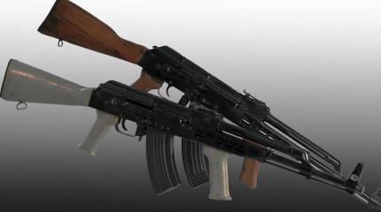 АКМ-63: венгерский автомат Калашникова с прикладом бирюзового цвета АКМ-63: венгерский автомат Калашникова с прикладом бирюзового цвета