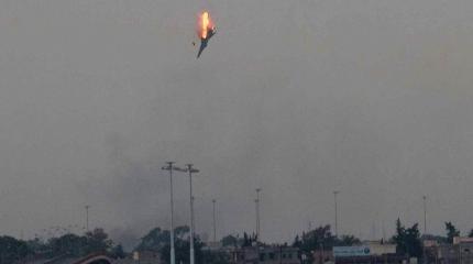 Гибель «Бичевателя»: боевики ИГИЛ уничтожили МиГ-23 в небе над Бенгази Гибель «Бичевателя»: боевики ИГИЛ уничтожили МиГ-23 в небе над Бенгази