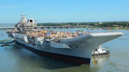 Индийский авианосец Vikrant выведен из строительного дока Индийский авианосец Vikrant выведен из строительного дока
