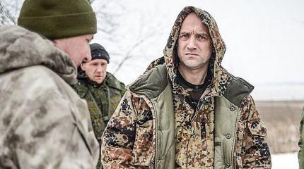 Захар Прилепин: Русский поэт на тропе войны