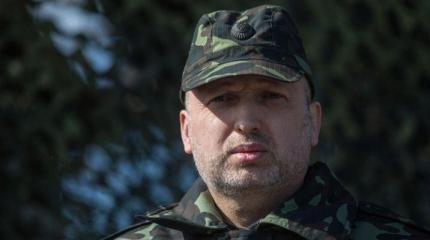 Турчинов построит крепость на границе с РФ Турчинов построит крепость на границе с РФ