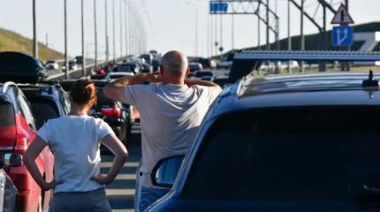 Крым снова под массированным обстрелом