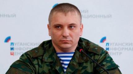 В частном секторе Станицы Луганской ВСУ разместили тяжелую бронетехнику В частном секторе Станицы Луганской ВСУ разместили тяжелую бронетехнику