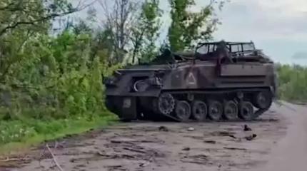 Захвачен британский бронетранспортер FV 432 Захвачен британский бронетранспортер FV 432