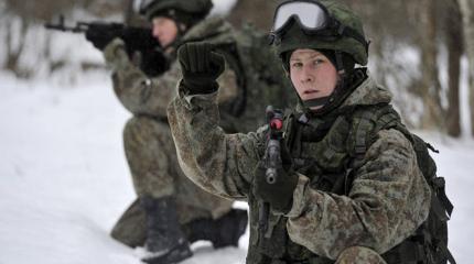 Минобороны РФ: военные разведчики начали получать современную боевую экипировку "Ратник" Минобороны РФ: военные разведчики начали получать современную боевую экипировку "Ратник"